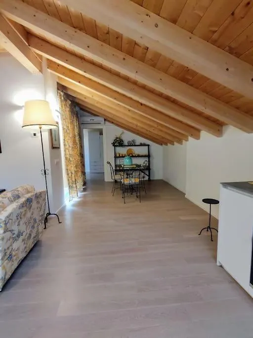 Апартаменты Casa Larius Комо Италия